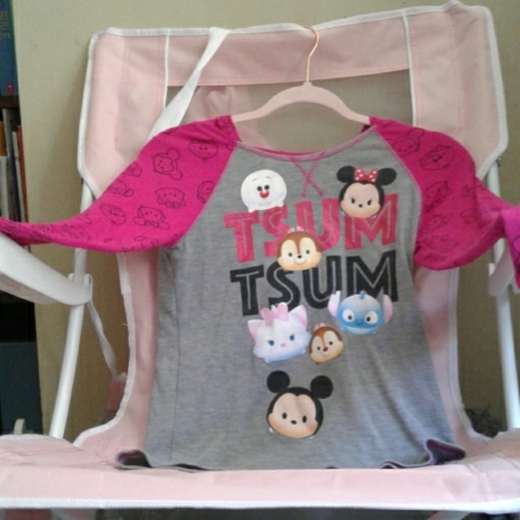 A Tsum Tsum shirt by Disney - Picture 2 of 4
